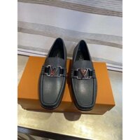 Giày Tây Loafer Louis Vuitton logo LV bạc đế gỗ LA Fullbox phụ kiện VIP