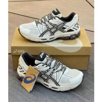 Giày thể thao Asics trắng đen