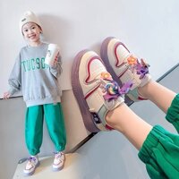 Giày thể thao bé gái gắn sticker hình kẹo mút - bông hoa màu tím màu cam size 26-27-28-29-30-31-32-33-34-35-36-37