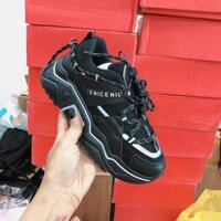 Giầy Thể Thao Bùi Anh