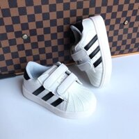 Giày thể thao cho bé quai dán 3 sọc chất liệu da PU cao cấp [ windy baby ]