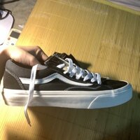 Giày thể thao cũ 98%