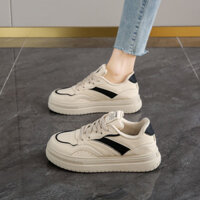 Giày thể thao nhỏ giản dị mùa xuân tuyệt vời