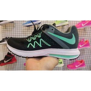 Giày thể thao Nike Zoom Winflo 3