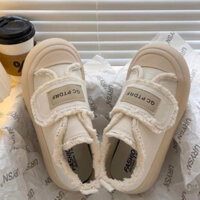 Giày Thể Thao Nữ Quai Dán Viền Tua Rua Chất Xịn Êm Chân