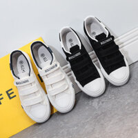 Giày thể thao Velcro Học sinh trung học Mùa thu Giày lười Giày vải thông thường Giày thể thao 2024 Thoáng khí Giày nam Phong cách mới