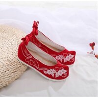 Giày thêu cổ trang - hài thêu hoa leo