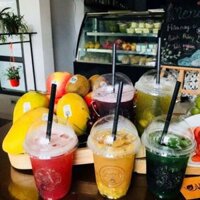 Giày tốp sốp của Hằng Việt Trì