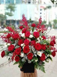 Giỏ hoa hồng đỏ đẹp