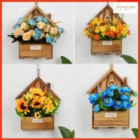 Giỏ hoa treo tường hình mái nhà độc đáo cắm sẵn nhiều mẫu hoa lá giả trang trí nhà, quán cà phê, homestay đẹp lạ