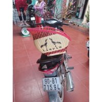giỏ lampan xách gà chọi  .