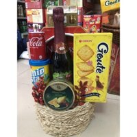 Giỏ quà bánh kẹo 600k