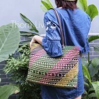Giỏ xách cỏ bàng đan phối hoa văn độc đáo dáng chữ nhật đi làm đi biển (hoa văn ngẫu nhiên)