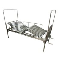 Giường bệnh nhân inox 2 tay quay có bô vệ sinh