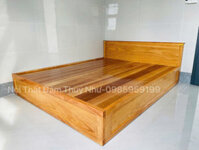 Giường Gỗ Bên 1m8x2m