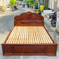 Giường gỗ căm xe 1m8 x 2m chạm khắc hoa văn sang trọng