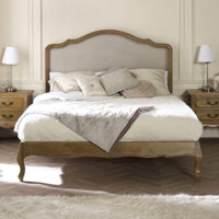 GIƯỜNG GỖ CỔ ĐIỂN, CHÂN QUỲ TRẠM KHẮC, LƯNG DỰA TƯỜNG BỌC ĐỆM MÚT ÊM ÁI