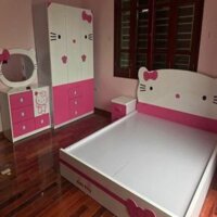 Giường hello kitty bằng gỗ cho bé gái xinh xắn GTE062