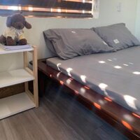 Giường ngủ gỗ CT13 Juno Sofa màu vàng nâu - 1m6 x 2m