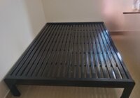 Giường ngủ pallet bằng sắt