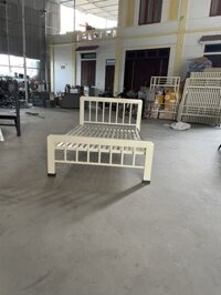 Giường sắt đơn 1m2