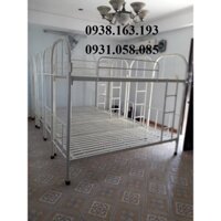 giường tầng sắt