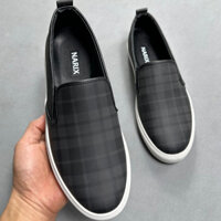 GM7 Giày Slip-on Nam In Hoạ Tiết Kẻ 3D Kẻ Đen Giày Lười & Giày Đế Bằng Thời Trang  Da PU Đế Cao Su  Khâu Đế Mũi tròn