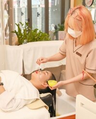 Gội Đầu Thảo Dược  Massage Cổ, Vai, Gáy  Chăm Sóc Da Mặt Tại Augcharm Phoenix Beauty