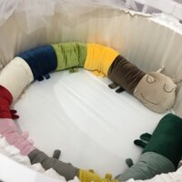 Gối trang trí quây cũi cho bé