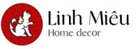 Gốm sứ nhà hàng khách sạn 5 sao - Linh Miêu - Gốm sứ Linh Miêu là xưởng sản xuất các loại bình sứ đựng dầu gội sữa tắm nước rửa tay dầu xả đẹp loại nhỏ đến vừa, cùng bát đĩa cao cấp, bộ ấm chén sứ Bát Tràng đẹp và đa dạng kiểu dáng - màu sắc. Quý khách có thể dễ dàng đặt mua những phụ kiện này để trang trí phòng khách, nhà tắm, phòng bếp, hay để phục vụ kinh doanh