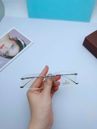 Gọng kính cận Casio titanium mạ vàng 18k V633