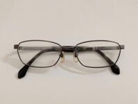 Gọng kính titanium cao cấp màu ghi hun khói Charmant Mens Mask.