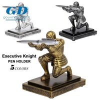 Gourmetdelight Executive Knight Pen Holder, Executive Knight Armor Hero Hero Hero Pen Holder, Hộp đựng bút trang trí Sáng tạo Hộp đựng bút Đồ trang trí