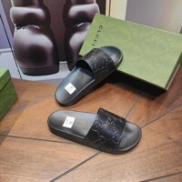 Gucci Dép Mùa Hè Nam Thường Ngày Mùa Hè Phù Hợp Với Thời Trang Flip-Flops Mặc Ngoài Chống Trơn Trượt Đi Biển Dép Nam Dạo Phố Ánh Sáng Luxur
