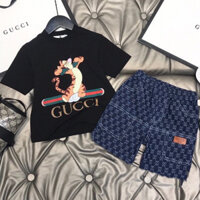 Gucci2506 Trẻ Em Mùa Hè Quần Short Tay Ngắn Mới Hai Mảnh Phù Hợp Với Nam Nữ Vừa Lớn Bé