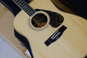 Đàn Guitar Acoustic Yamaha FG-251B