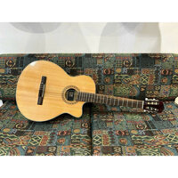 Guitar Classic Việt Nam dáng khuyết giá rẻ