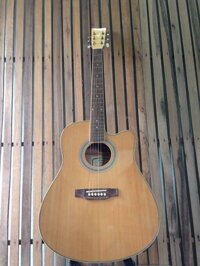 GUITAR YAMAHA SCF08