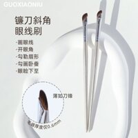 Guo Xiaoniu Rose Gold Sickle Angled Eyeliner Brush With Blade Down To Silkworm Brush Chi tiết mí mắt Brow And Eye Professional Makeup Brush
