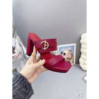 Guốc cao gót thời trang 2025