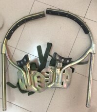 Guốc trèo cột tam giác