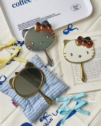 Gương cầm tay Hello Kitty