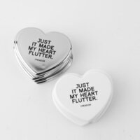 Gương cầm tay mini Creador Heart (2 màu)