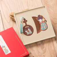 Gương Lược Cầm Tay Bằng Gỗ Phong Cách Trung Hoa Cao Cấp