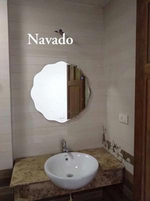 Gương phòng tắm Navado NAV543B
