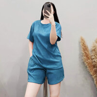 Hạ giá bộ quần áo cộc tay