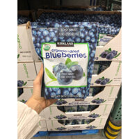 HÀNG BAY - DATE 2024 VIỆT QUẤT HỮU CƠ SẤY KHÔ 567G - KIRKLAND SIGNATURE ORGANIC-DRIED BLUEBERRIES - USA