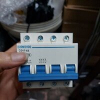 (Hàng Chất Lượng )Aptomat 3 pha 4 Dây C32A