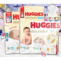 [Hàng chính hãng] Tã bỉm dán Huggies Skin Perfect NB76 S82 M79 với 2 vùng thấm giảm kích ứng da