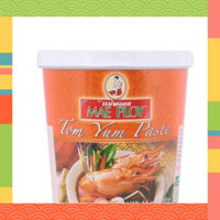 Hàng chuẩn Gia vị lẩu Thái Mae Ploy, chai 400g - Hương vị đích thực của ẩm thực Thái, tinh chế trong mỗi giọt gia vị.